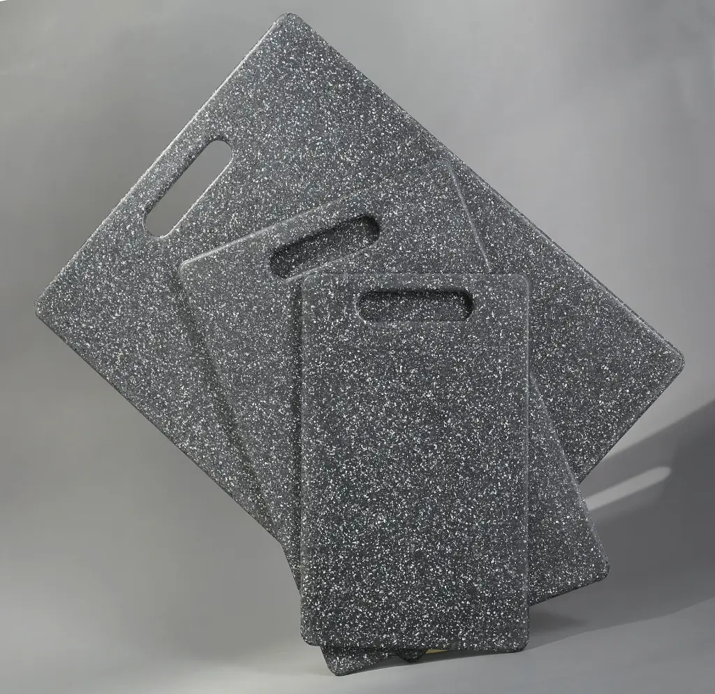 vague-grey-marble-finish-cutting-board-24-8x15-1cm-lifestyle-2.jpg