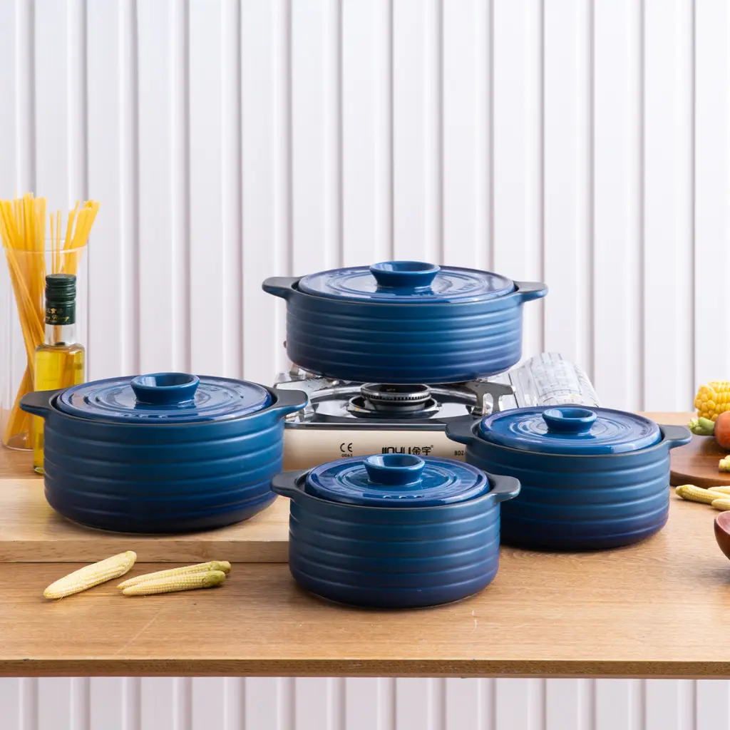 che-brucia-blue-ceramic-direct-fire-casserole-1-liter-lifestyle-1.jpg