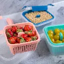 vague-plastic-square-food-container-strainer-1-5-liter-lifestyle-1.jpg