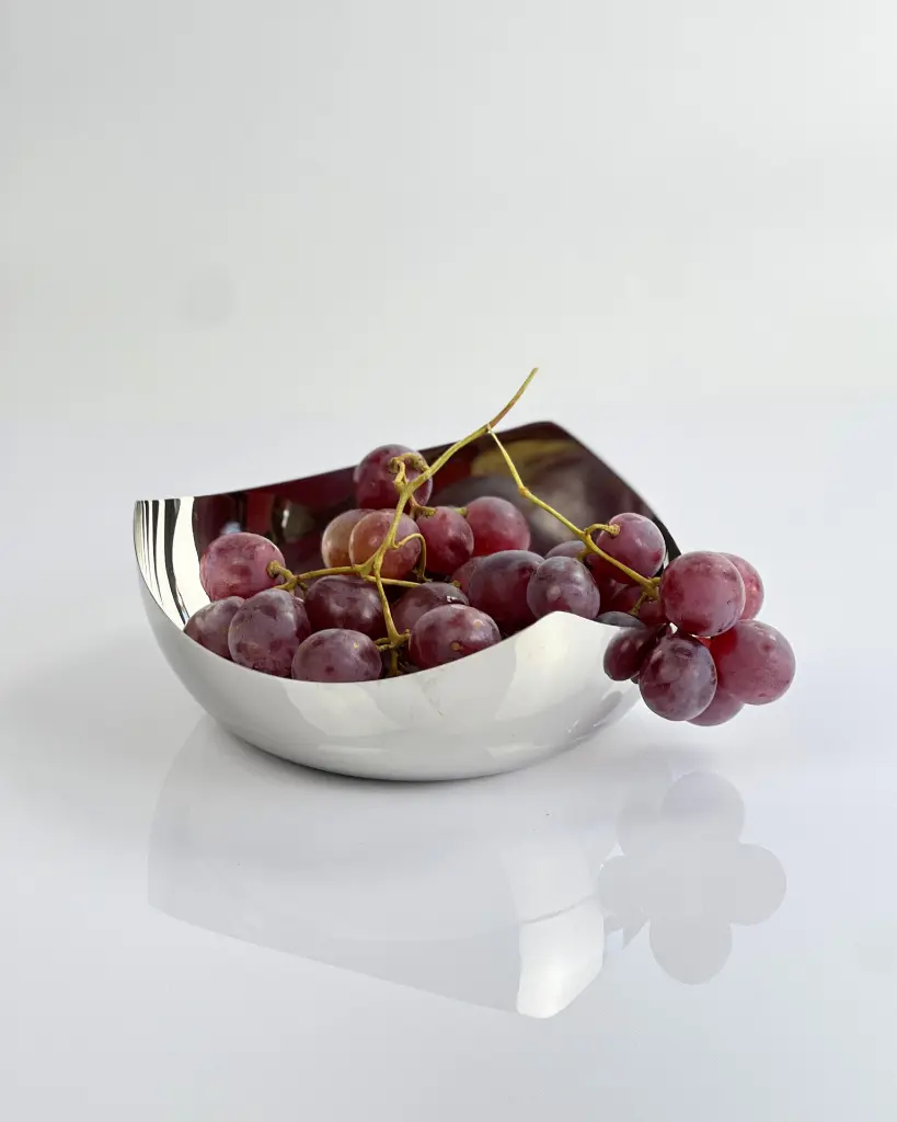 vague-stainless-steel-bread-basket-19cm-lifestyle-2.jpg