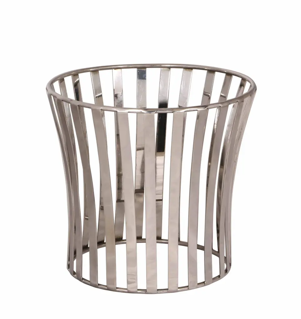 vague-stainless-steel-round-riser-set-3-pieces-detail.jpg