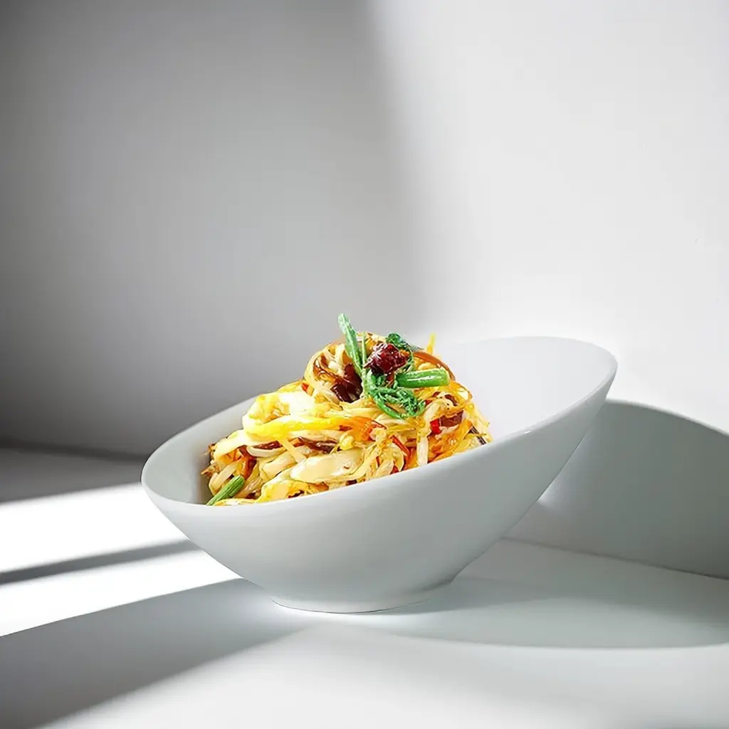 Porceletta-Ivory-Porcelain-Slide-Bowl-25.5cm-Lifestyle1.jpg