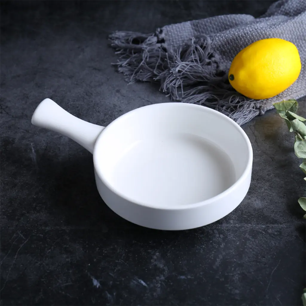 Porceletta-Ivory-Porcelain-Pan-Shaped-Serving-Plate-22cm-8.5Inch-Lifestyle-3.jpg