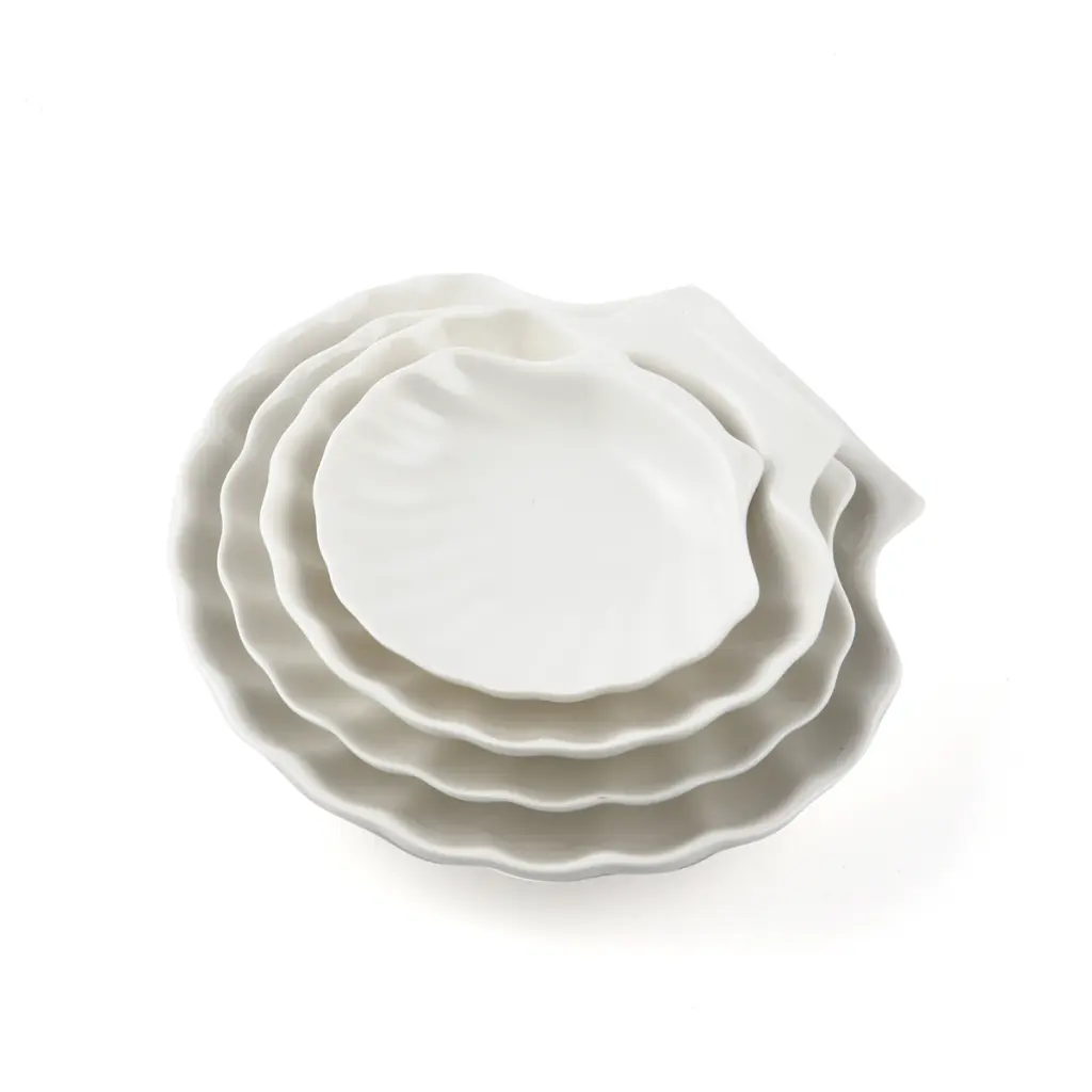 Porceletta-Ivory-Porcelain-Shell-Dish-17.5cm-Lifestyle-2.jpg