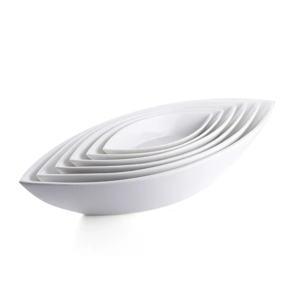 Porceletta-Ivory-Porcelain-Leaf-Bowl-20cm-Lifestyle-2.jpg
