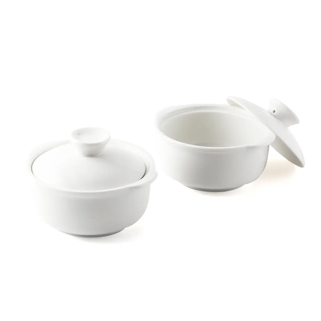 Porceletta-Ivory-Porcelain-Soup-Cup-with-Lid-11.4cm-4.5Inch-Lifestyle-2.jpg