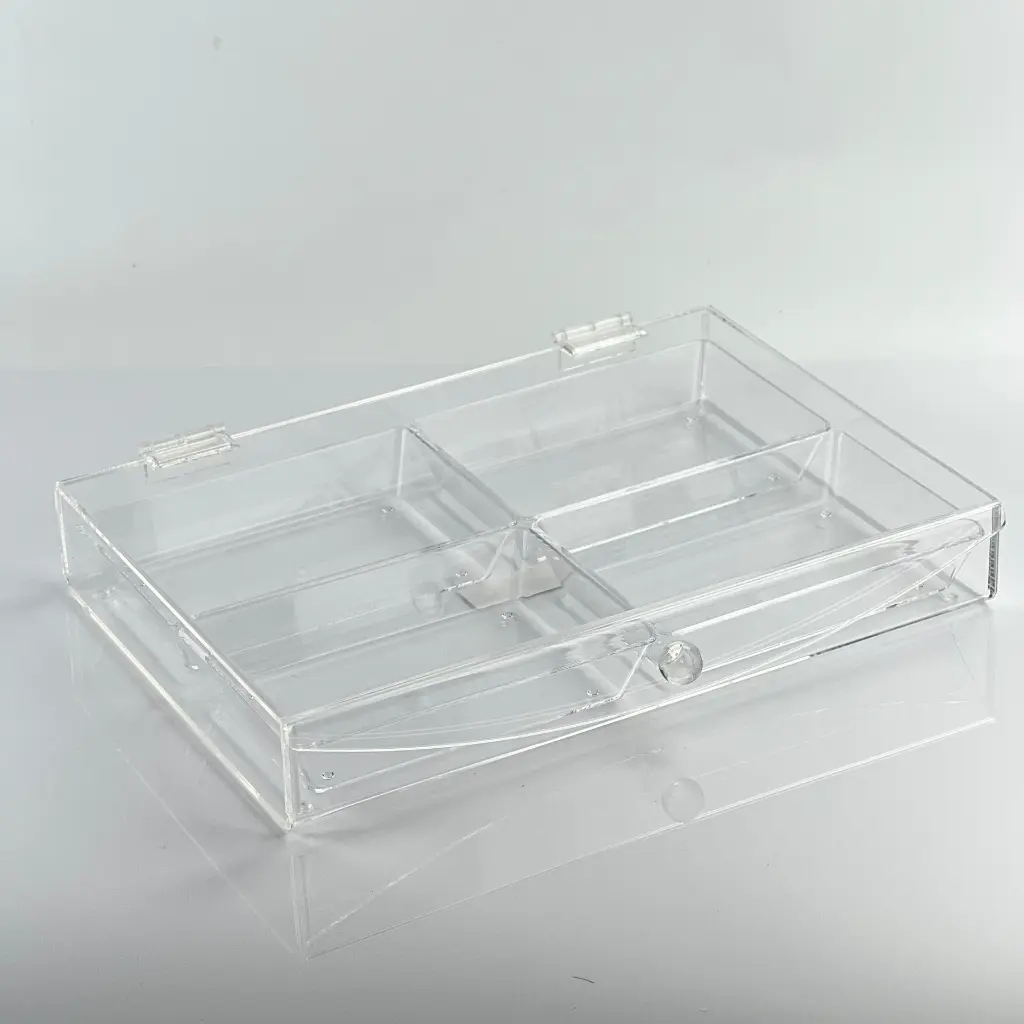 vague-acrylic-box-with-4-compartments-lifestyle-3-36-cm.jpg