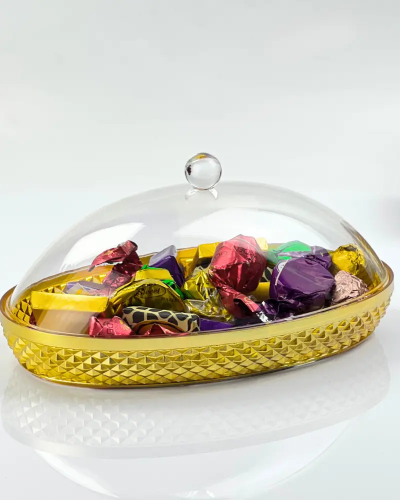 vague-acrylic-diamond-golden-oval-dessert-set-lifestyle.jpg