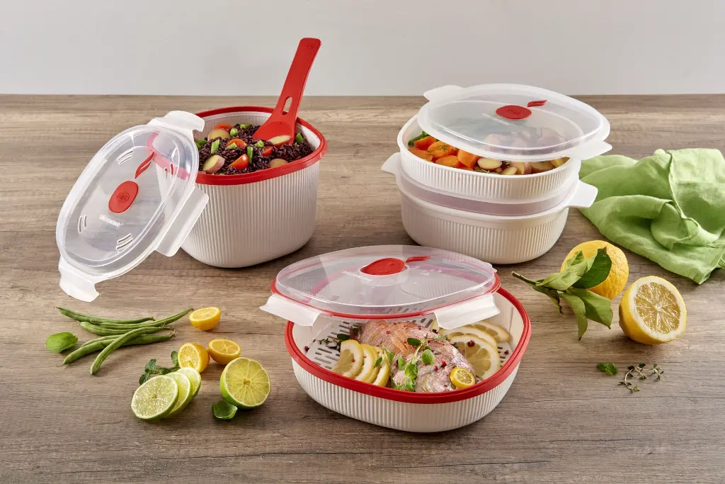 snips-plastic-microwave-rice-grain-cooker-2-7-liter-lifestyle-2.jpg
