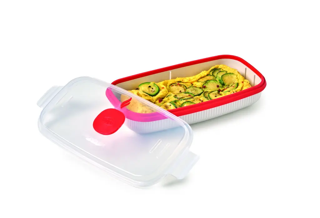 snips-plastic-microwave-egg-poacher-omelette-maker-750ml-detail.jpg
