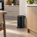 vague-black-stainless-steel-pedal-bin-12-liter-lifestyle.jpg
