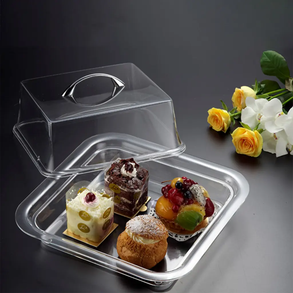 vague-acrylic-square-cake-box-40cm-lifestyle-2.jpg